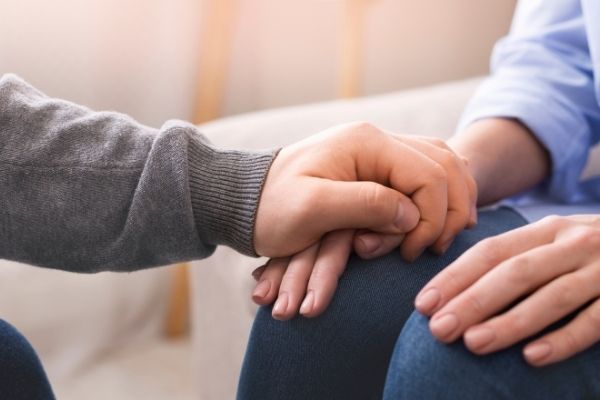 Tips for Helping Someone Cope With Their Anxiety